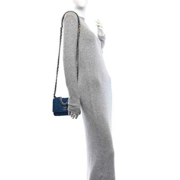 Chanel Denim Quilted Chanel 19 Wallet On Chain WOC Blue Shoulder Bag Crossbody - Picture 3 of 7